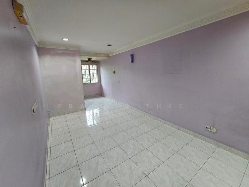 3-storey Terraced House for Sale in Batu 9 (Cheras) - Francis Thee - PropertyGuru.com.my