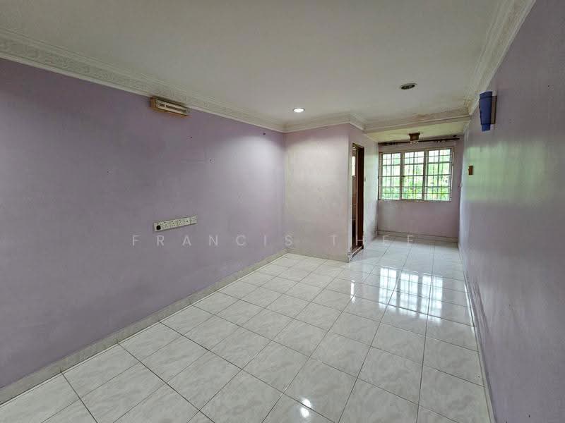 3-storey Terraced House for Sale in Batu 9 (Cheras) - Francis Thee - PropertyGuru.com.my