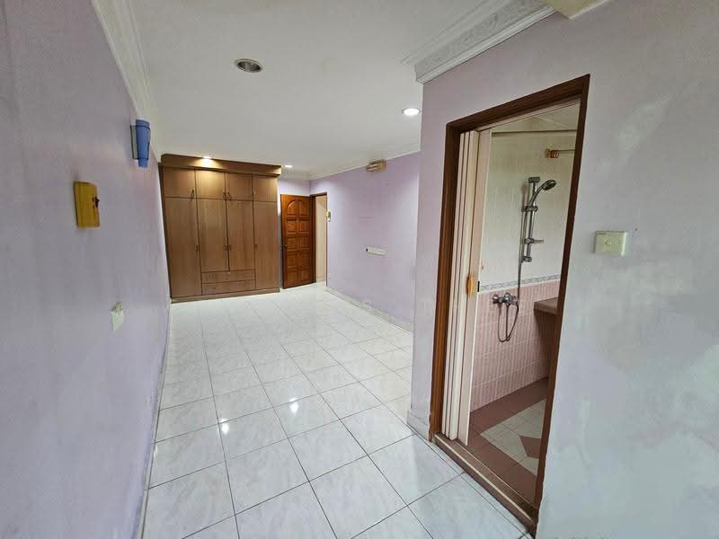 3-storey Terraced House for Sale in Batu 9 (Cheras) - Francis Thee - PropertyGuru.com.my
