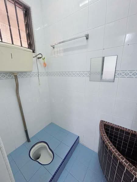 2-storey Terraced House for Sale in Permas Jaya (Johor) - Kelly Chen - Bathroom - PropertyGuru.com.my