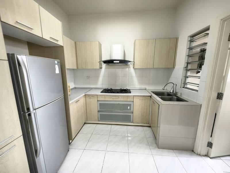 Condominium for Sale at Seri Maya Condominium - CH Ng - Kitchen - PropertyGuru.com.my
