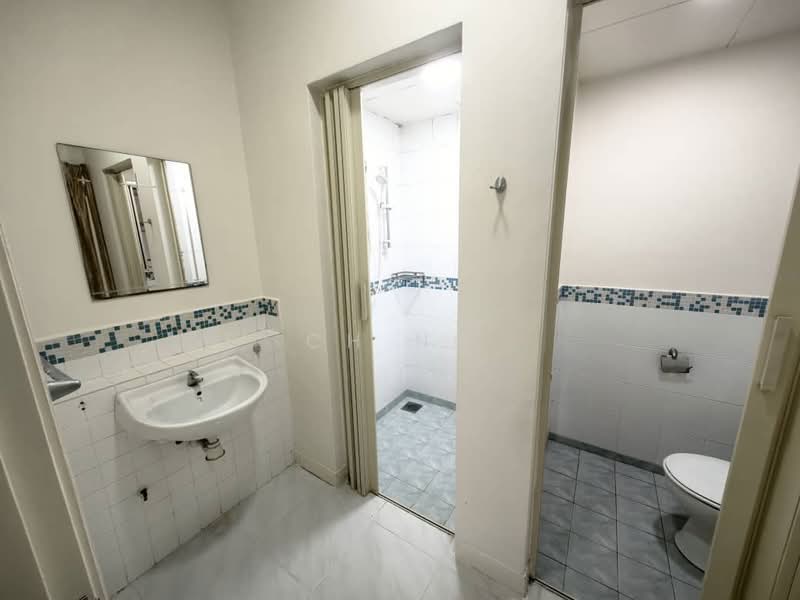 Condominium for Sale at Seri Maya Condominium - CH Ng - Bathroom - PropertyGuru.com.my