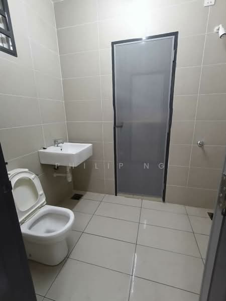 2-storey Terraced House for Rent in Seremban (Negeri Sembilan) - Philip Ng - Bathroom - PropertyGuru.com.my