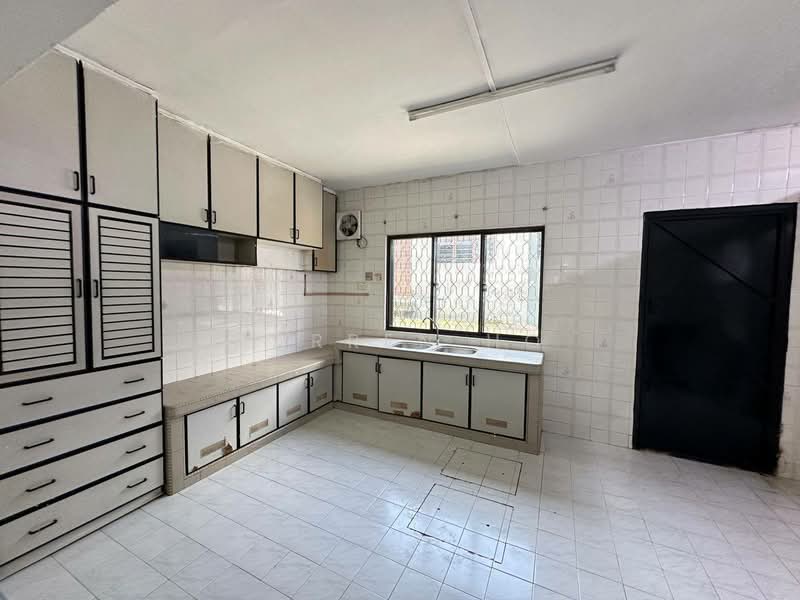 Rumah Teres 1 Tingkat untuk Dijual di Johor Bahru (Johor) - Darren Ho - Kitchen - PropertyGuru.com.my