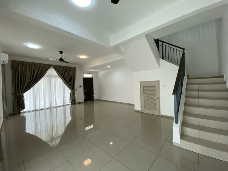 2-storey Terraced House for Sale in Bukit Indah (Iskandar Puteri (Nusajaya)) - Keith Teoh - Living Room - PropertyGuru.com.my