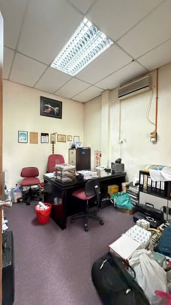 Terrace Factory for Sale in Taman Mount Austin (Tebrau) - Ruby Teow - Study - PropertyGuru.com.my