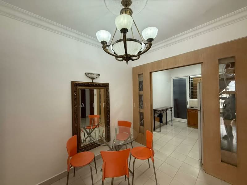 Kondominium untuk Disewa di Gurney Park Condominium - Alex Lim - Dining Room - PropertyGuru.com.my