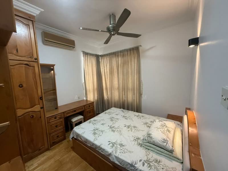 Kondominium untuk Disewa di Gurney Park Condominium - Alex Lim - Bedroom - PropertyGuru.com.my