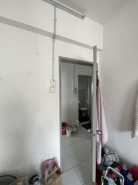 Kondominium untuk Dijual di Pelangi Damansara - JC Tay - Bathroom - PropertyGuru.com.my