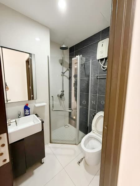 Condominium for Sale at Bay Point @ Country Garden Danga Bay - Bess Wong - Bathroom - PropertyGuru.com.my