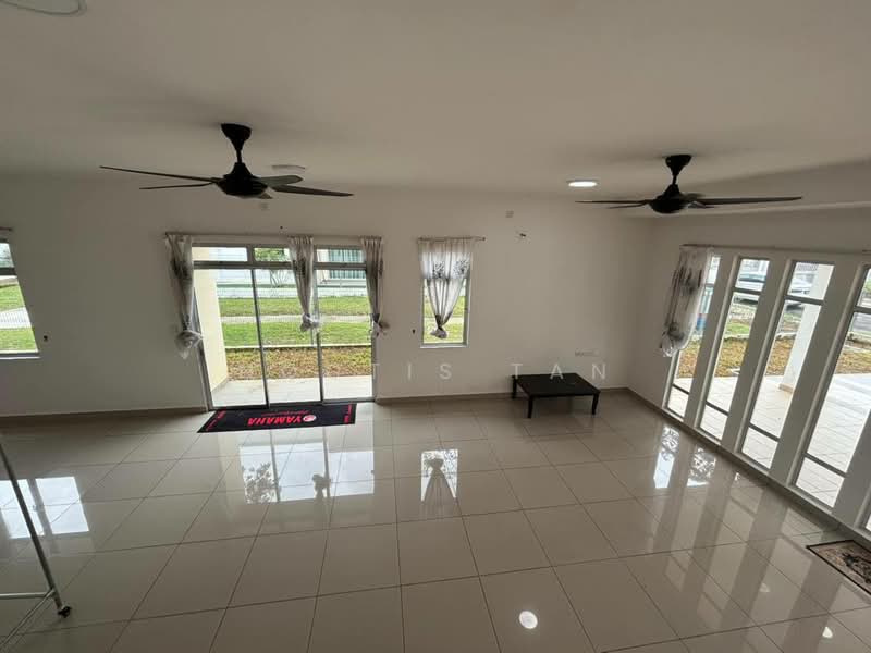 Rumah Teres 2 Tingkat untuk Disewa di Iskandar Puteri (Nusajaya) (Johor) - Noctis Tan - Living Room - PropertyGuru.com.my