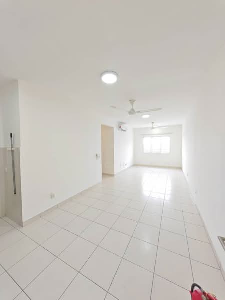 Apartment for Rent at Karisma @ Eco Majestic - Mac Chong - Living Room - PropertyGuru.com.my