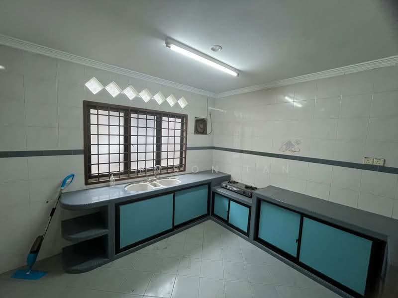 2-storey Terraced House for Sale in Skudai (Johor) - Johnson Tan - Kitchen - PropertyGuru.com.my