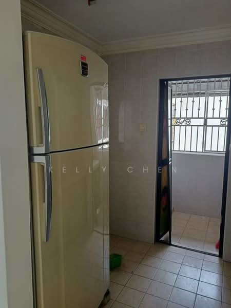 Rumah Flat untuk Disewa di Setia Indah Flat - Kelly Chen - Kitchen - PropertyGuru.com.my