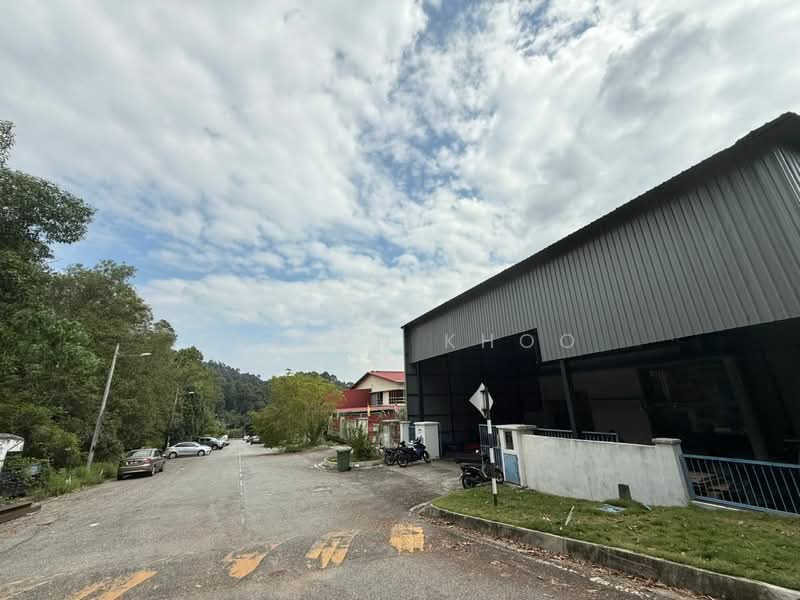 Semi-D Factory for Sale in Rawang Perdana 1 (Rawang) - Evelyn Khoo - Exterior - PropertyGuru.com.my