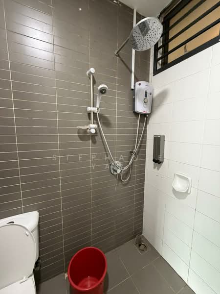 Service Residence for Rent at Palazio - Stephanie Yap - Bathroom - PropertyGuru.com.my