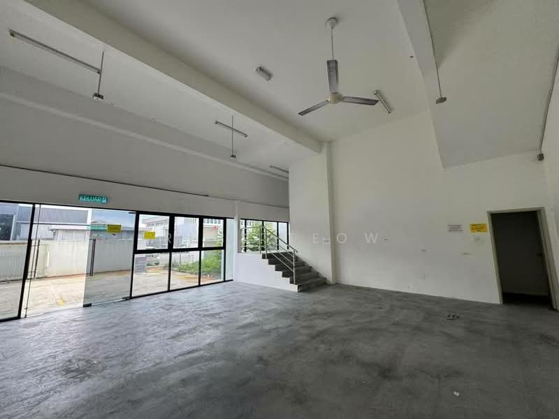 Semi-D Factory for Rent in Taman Perindustrian Cemerlang (Ulu Tiram) - Ruby Teow - Interior - PropertyGuru.com.my