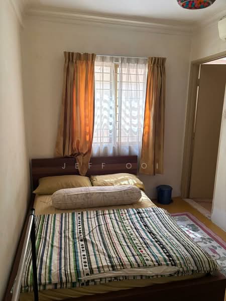 Condominium for Rent at Putra Villa - Jeff Ooi - Bedroom - PropertyGuru.com.my