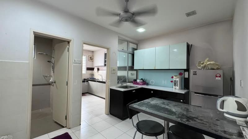2-storey Terraced House for Rent in Johor Bahru (Johor) - Jessy Koh - Kitchen - PropertyGuru.com.my