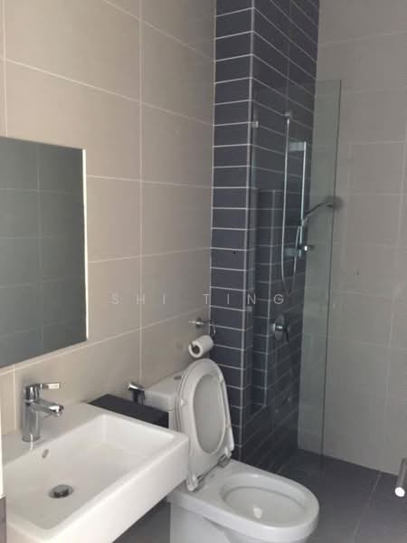 Semi-Detached House for Sale in East Ledang (Iskandar Puteri (Nusajaya)) - Shi Ting - Bathroom - PropertyGuru.com.my