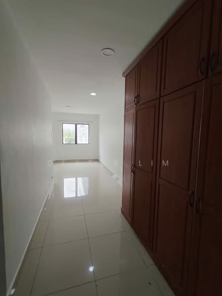 Kondominium untuk Disewa di Polo Park - Dexter Lim - Corridor - PropertyGuru.com.my