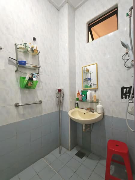 Rumah Teres 2 Tingkat untuk Dijual di Taman Pelangi Indah (Ulu Tiram) - Wayne Ng - PropertyGuru.com.my