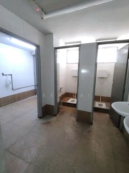 Semi-D Factory for Rent in Taman Impian Emas (Skudai) - Leen Lai - Bathroom - PropertyGuru.com.my