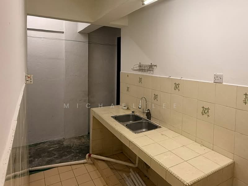 Pangsapuri untuk Disewa di Red Ruby - Michael Lee - Kitchen - PropertyGuru.com.my