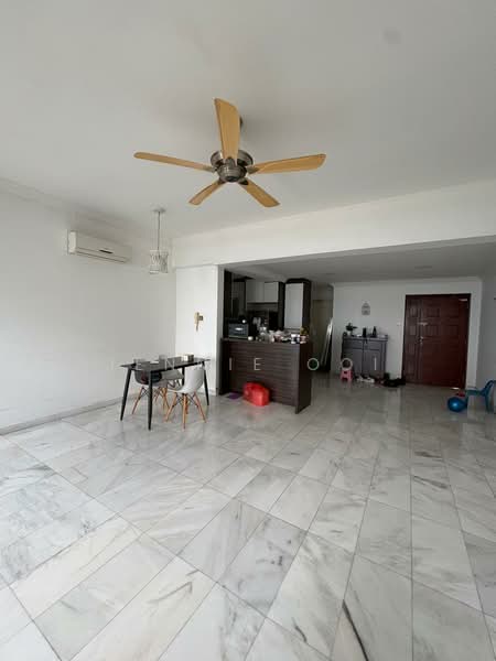 Condominium for Sale at Aloha Tower Condominium - Jennie Ooi - Living Room - PropertyGuru.com.my