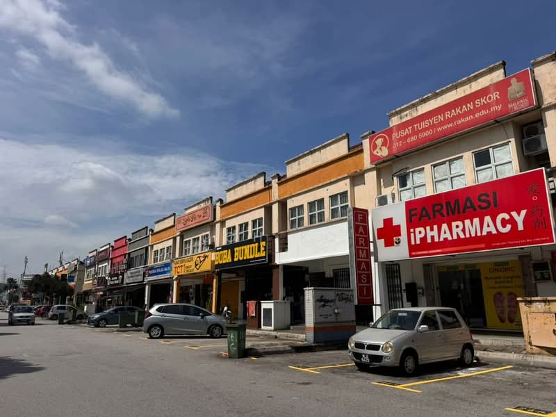 Shop for Rent in Seri Kembangan (Selangor) - Loh KC - Exterior - PropertyGuru.com.my