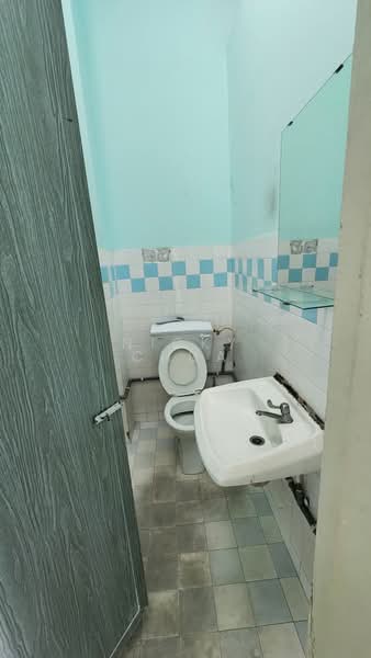 2-storey Terraced House for Rent in Seremban (Negeri Sembilan) - Nicky Chua - Bathroom - PropertyGuru.com.my