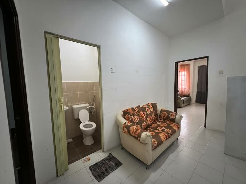 Rumah Teres 2 Tingkat untuk Dijual di Pasir Gudang (Johor) - Yvonne Lim - Living Room - PropertyGuru.com.my