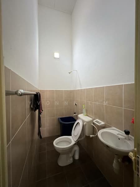 Rumah Teres 2 Tingkat untuk Dijual di Pasir Gudang (Johor) - Yvonne Lim - Bathroom - PropertyGuru.com.my