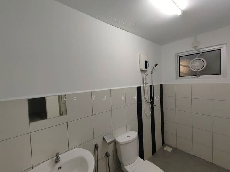 Apartment for Rent at Jalilmas - Ze Yu Khoo - Bathroom - PropertyGuru.com.my