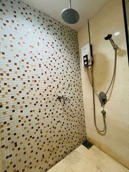 Servis Apartment untuk Disewa di Regalia Residence - Nelsen Lee - Bathroom - PropertyGuru.com.my