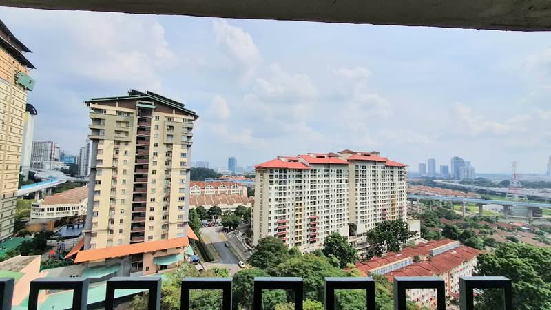 Kondominium untuk Dijual di Perdana Exclusive - Kemp Lee - View - PropertyGuru.com.my