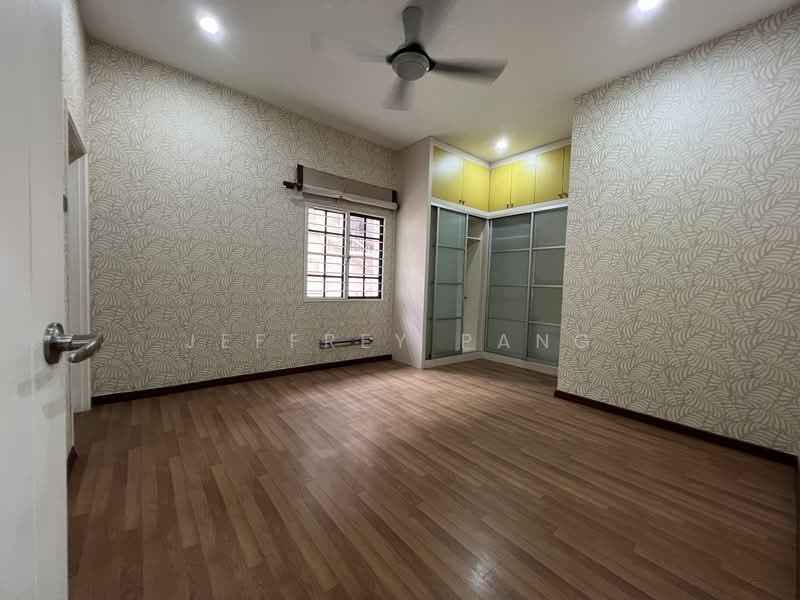 Semi-Detached House for Sale in Mahkota Cheras (Cheras) - Jeffrey Pang - Bedroom - PropertyGuru.com.my