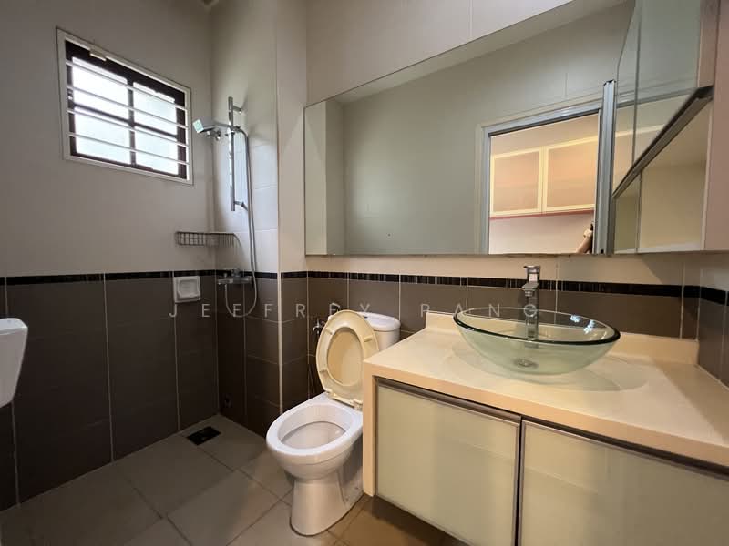 Semi-Detached House for Sale in Mahkota Cheras (Cheras) - Jeffrey Pang - Bathroom - PropertyGuru.com.my