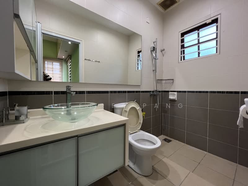 Semi-Detached House for Sale in Mahkota Cheras (Cheras) - Jeffrey Pang - Bathroom - PropertyGuru.com.my