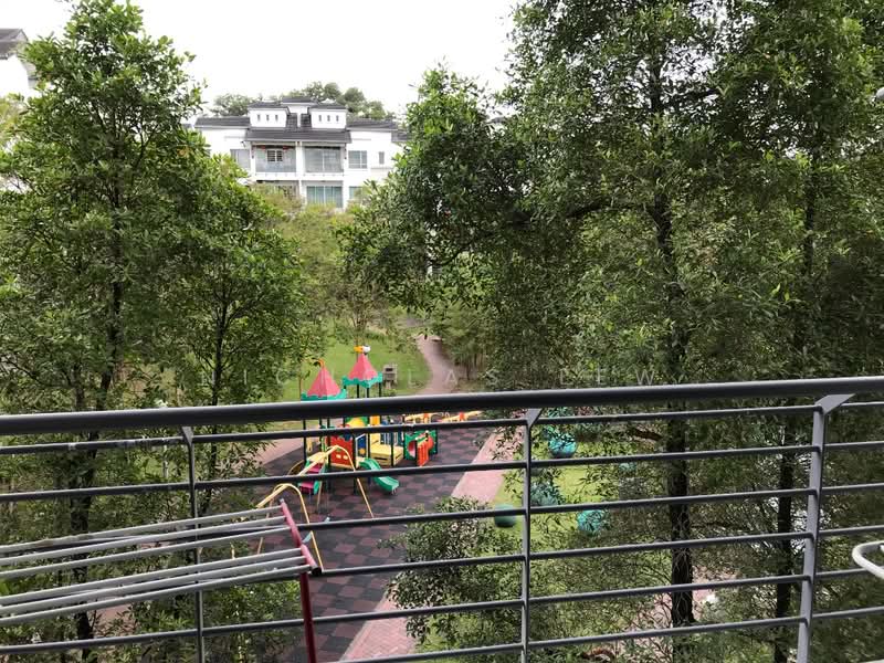 Rumah Bandar untuk Dijual di Seri Kembangan (Selangor) - Nicholas Lew - Exterior - PropertyGuru.com.my