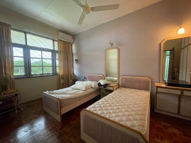 Rumah Berkembar untuk Dijual di Taman Lumba Kuda (Alor Setar) - Ryan Ooi - Bedroom - PropertyGuru.com.my