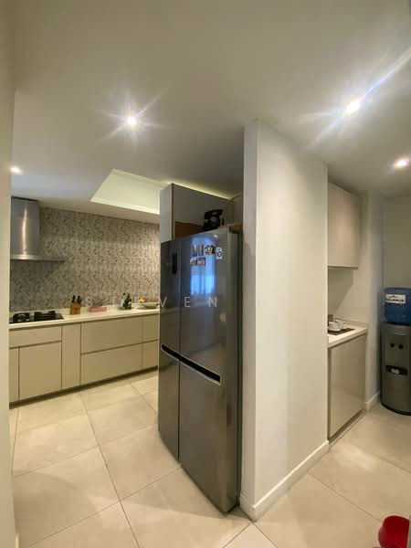 Kondominium untuk Dijual di 2 Hampshire - Steven Tan - Kitchen - PropertyGuru.com.my