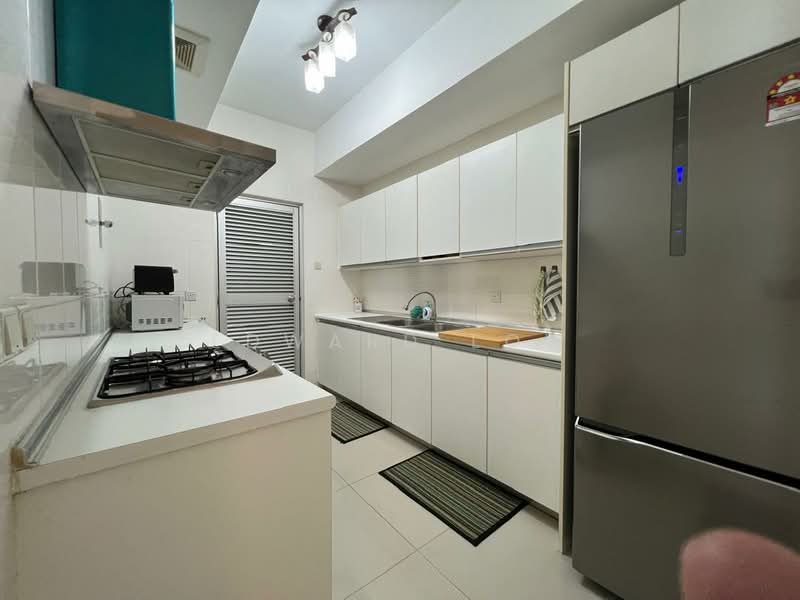 Servis Apartment untuk Dijual di Solaris Dutamas - Edward Low - Kitchen - PropertyGuru.com.my