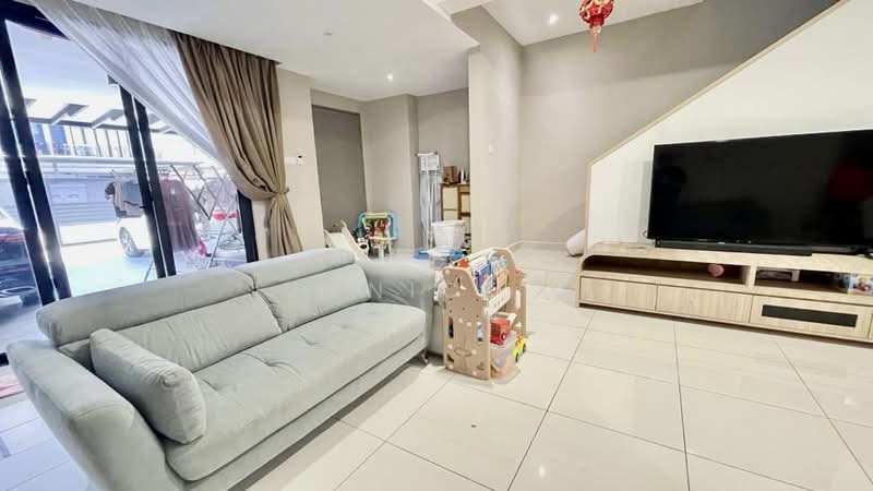 2-storey Terraced House for Sale in Taman Sutera Utama (Skudai) - Janice . - Living Room - PropertyGuru.com.my