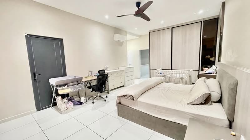 2-storey Terraced House for Sale in Taman Sutera Utama (Skudai) - Janice . - Bedroom - PropertyGuru.com.my