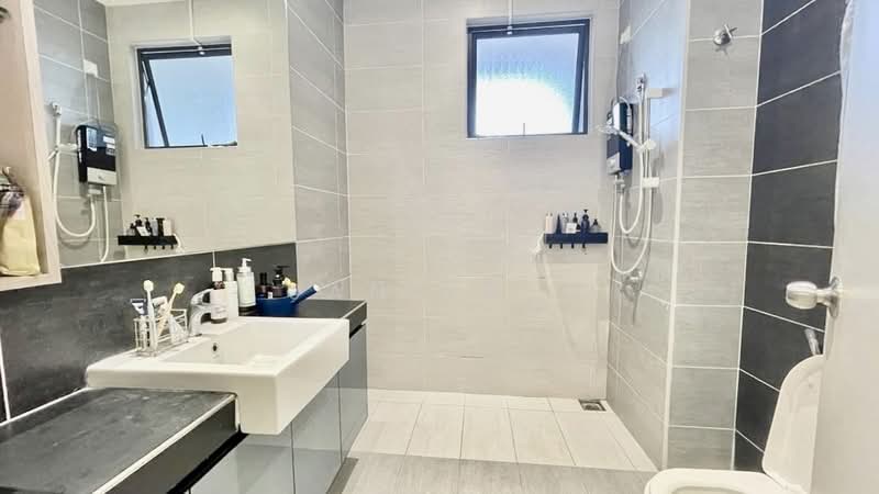 2-storey Terraced House for Sale in Taman Sutera Utama (Skudai) - Janice . - Bathroom - PropertyGuru.com.my