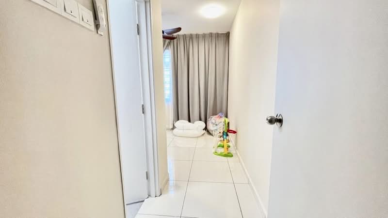 2-storey Terraced House for Sale in Taman Sutera Utama (Skudai) - Janice . - Corridor - PropertyGuru.com.my