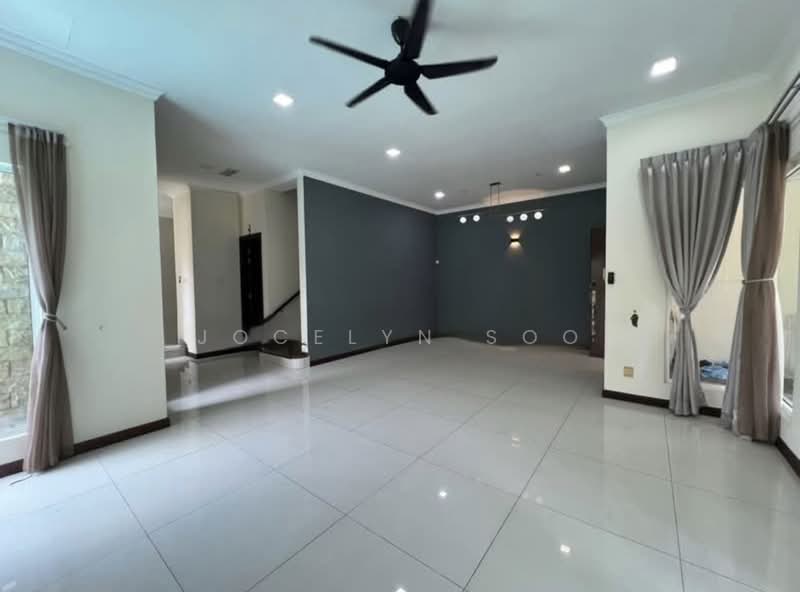 Rumah Berkembar untuk Dijual di Beverly Heights (Ampang) - Jocelyn Soo - Living Room - PropertyGuru.com.my