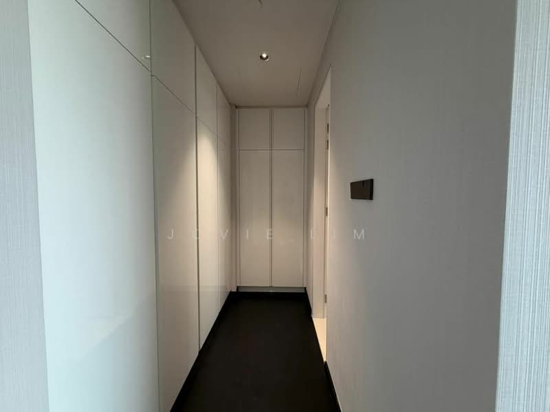 Service Residence for Rent at Crown Residences @ Pavilion Damansara Heights - Lim Jovie - Corridor - PropertyGuru.com.my