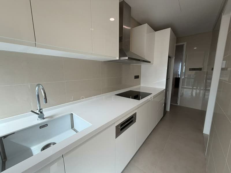 Service Residence for Rent at Crown Residences @ Pavilion Damansara Heights - Lim Jovie - Kitchen - PropertyGuru.com.my